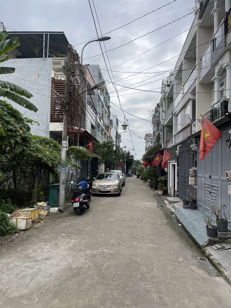 ALONHADAT .NET.VN - Tuyển Môi Giới Nhà Đất