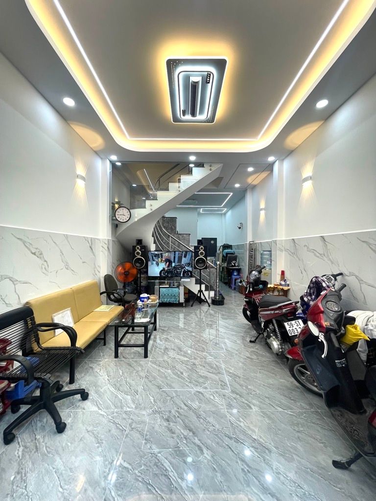 ALONHADAT .NET.VN - Tuyển Môi Giới Nhà Đất