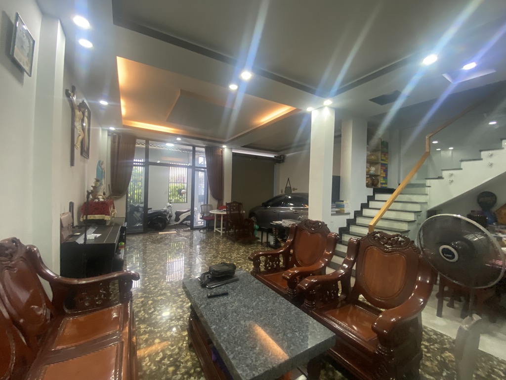 ALONHADAT .NET.VN - Tuyển Môi Giới Nhà Đất
