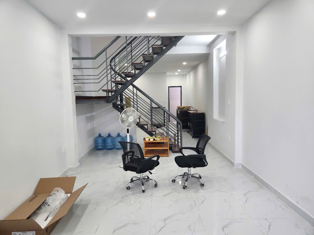 ALONHADAT .NET.VN - Tuyển Môi Giới Nhà Đất