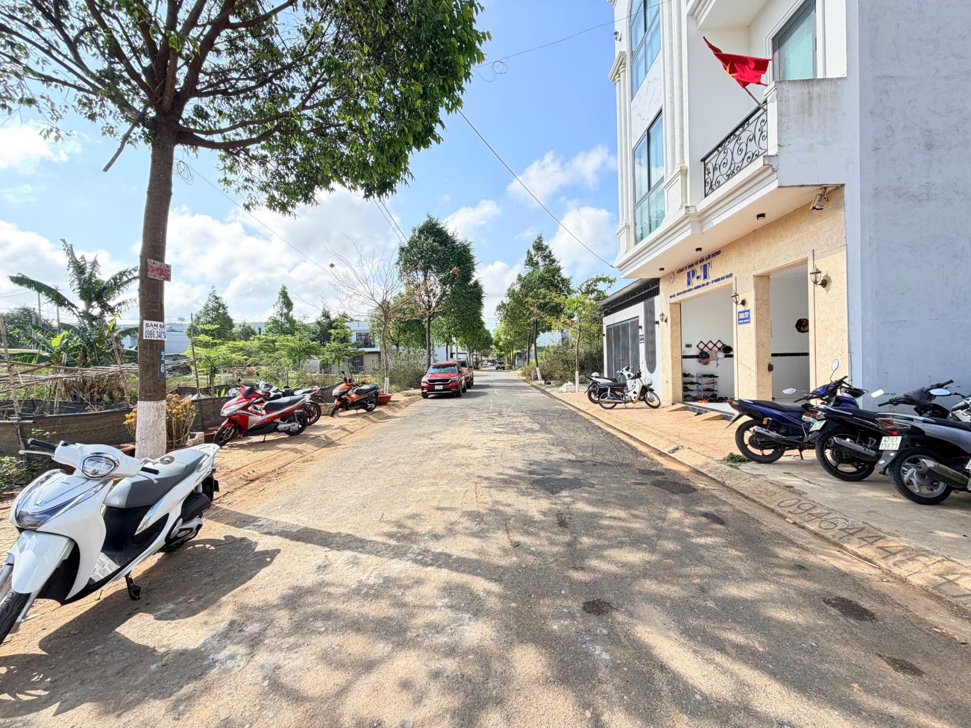 ALONHADAT .NET.VN - Tuyển Môi Giới Nhà Đất