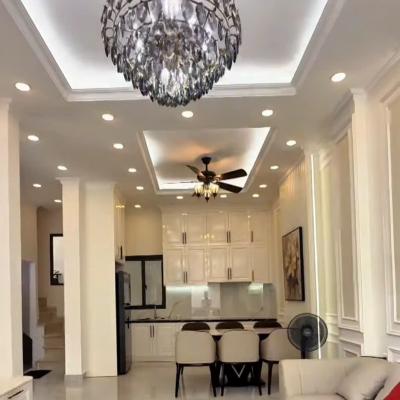 Quận 7 có thang máy chỉ 8 tỷ